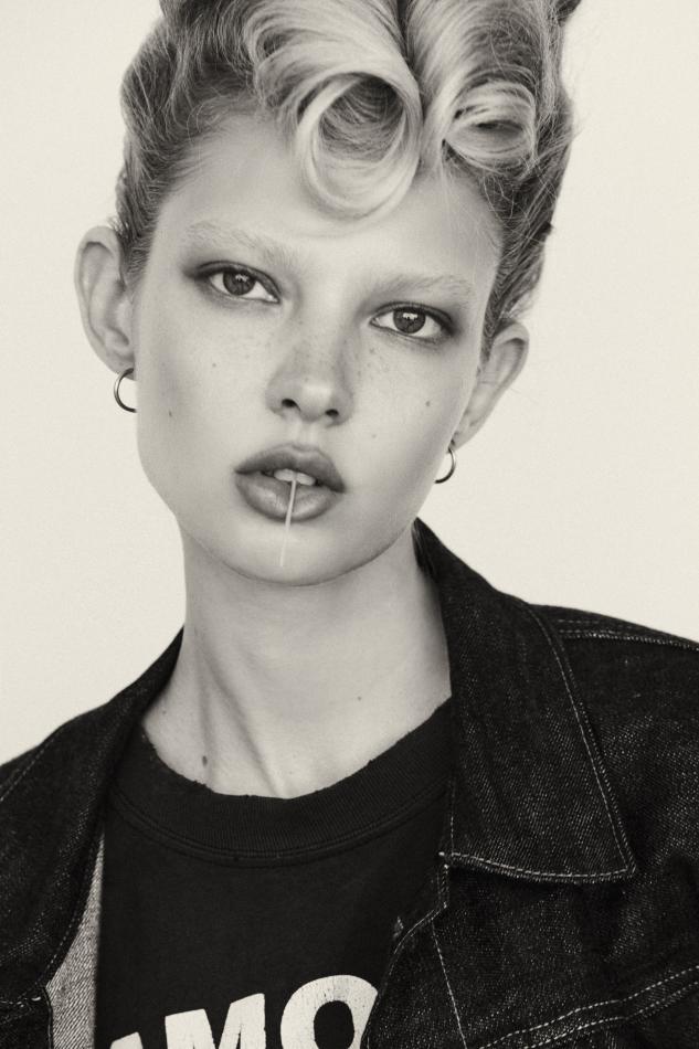 Nika Khromova - fashion model portfolio photo 1