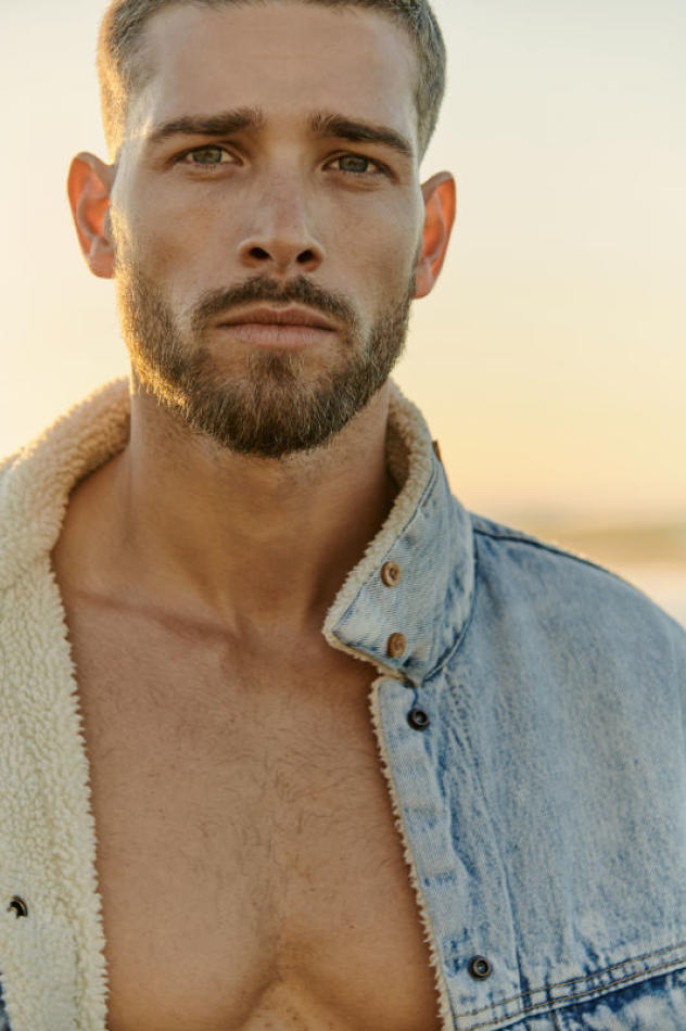 Rafael Gubert - fashion model portfolio photo 10