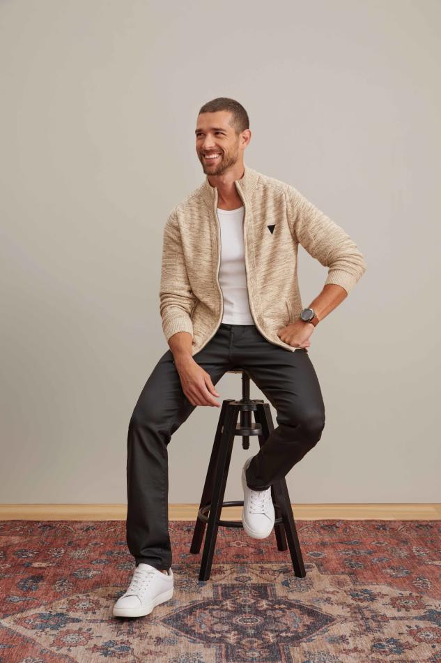 Rafael Gubert - fashion model portfolio photo 6