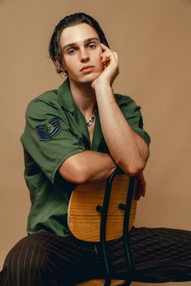 Jackson Figge - fashion model portfolio photo 7