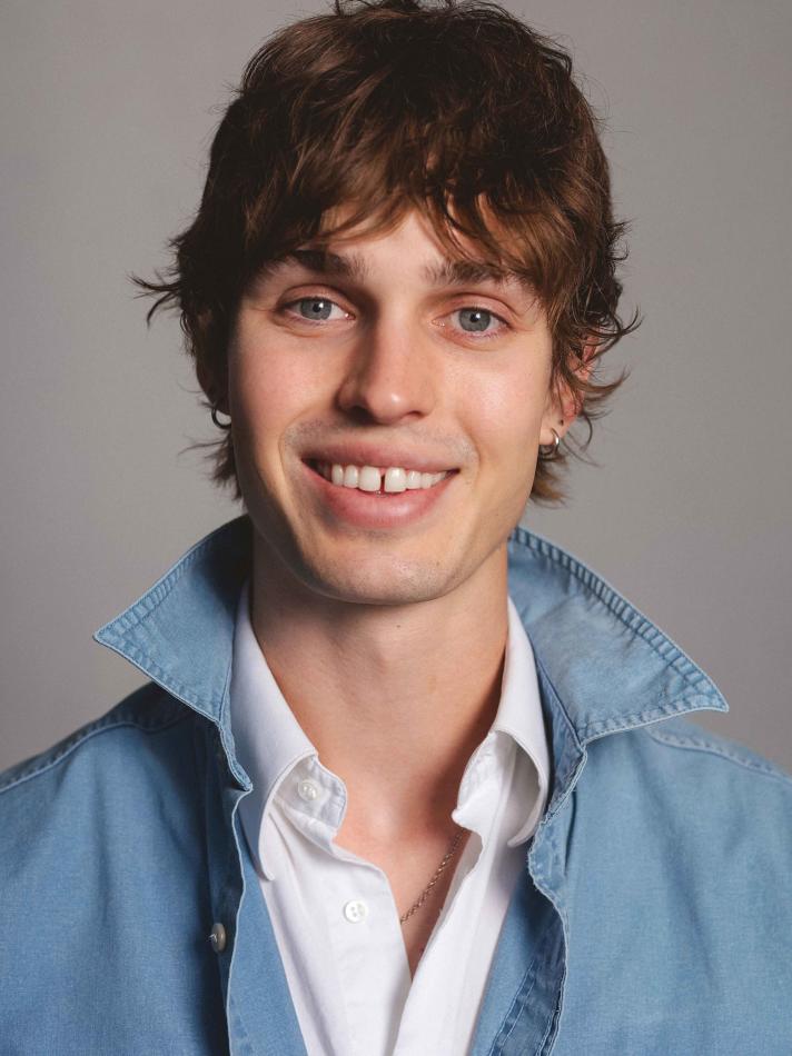 Jackson Figge - fashion model portfolio photo 11