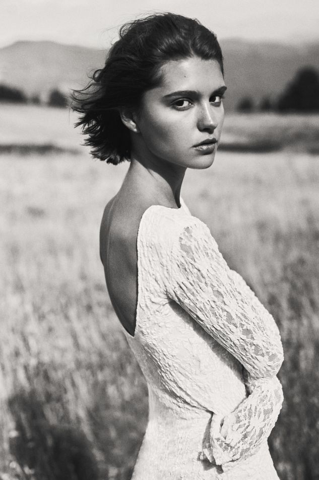 Arina Panova - fashion model portfolio photo 3