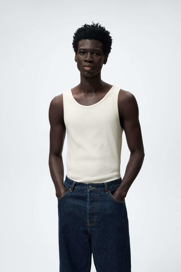 Felix Owusu - fashion model portfolio photo 8
