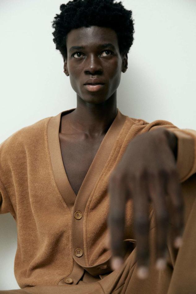 Felix Owusu - fashion model portfolio photo 4