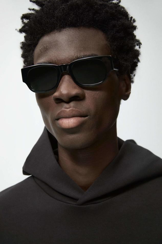 Felix Owusu - fashion model portfolio photo 21