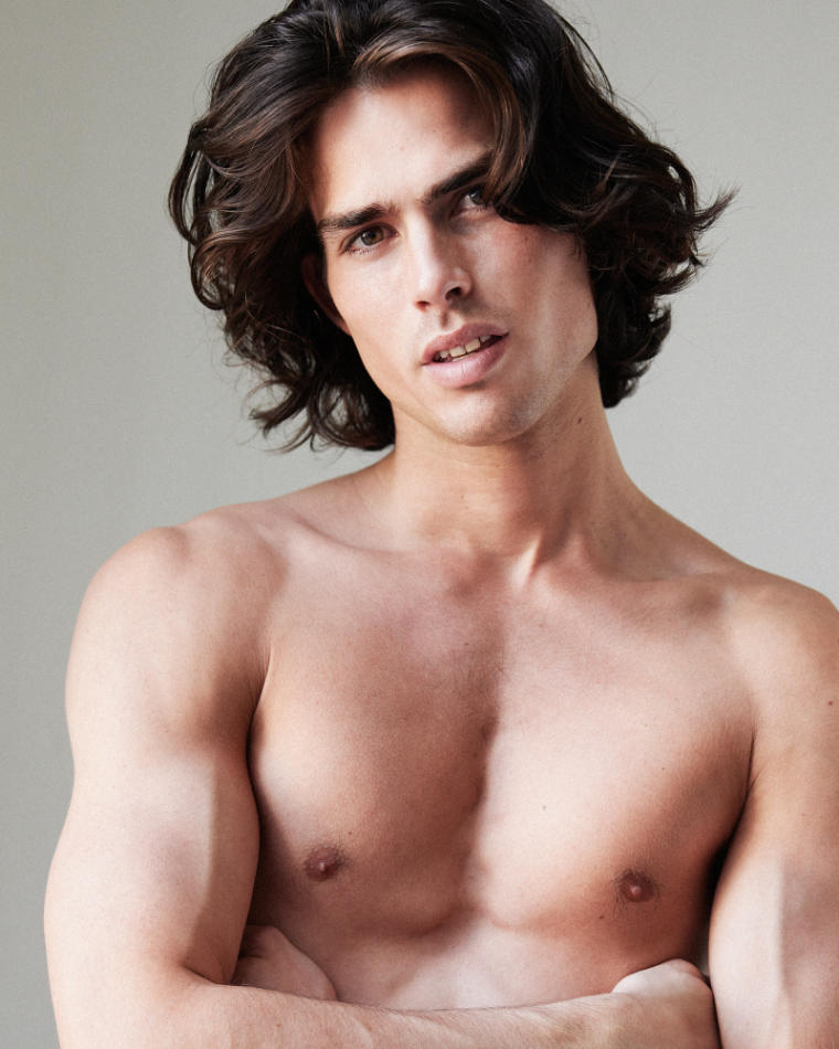 Matt Devlin - fashion model portfolio photo 5