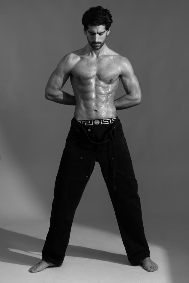 Andres Leonardi - fashion model portfolio photo 9