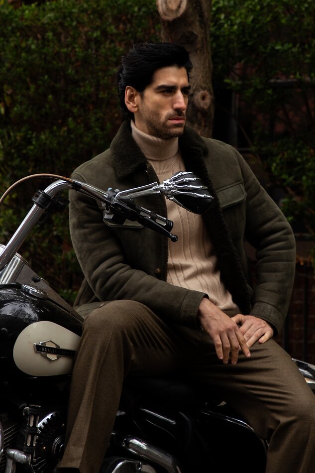 Andres Leonardi - fashion model portfolio photo 2