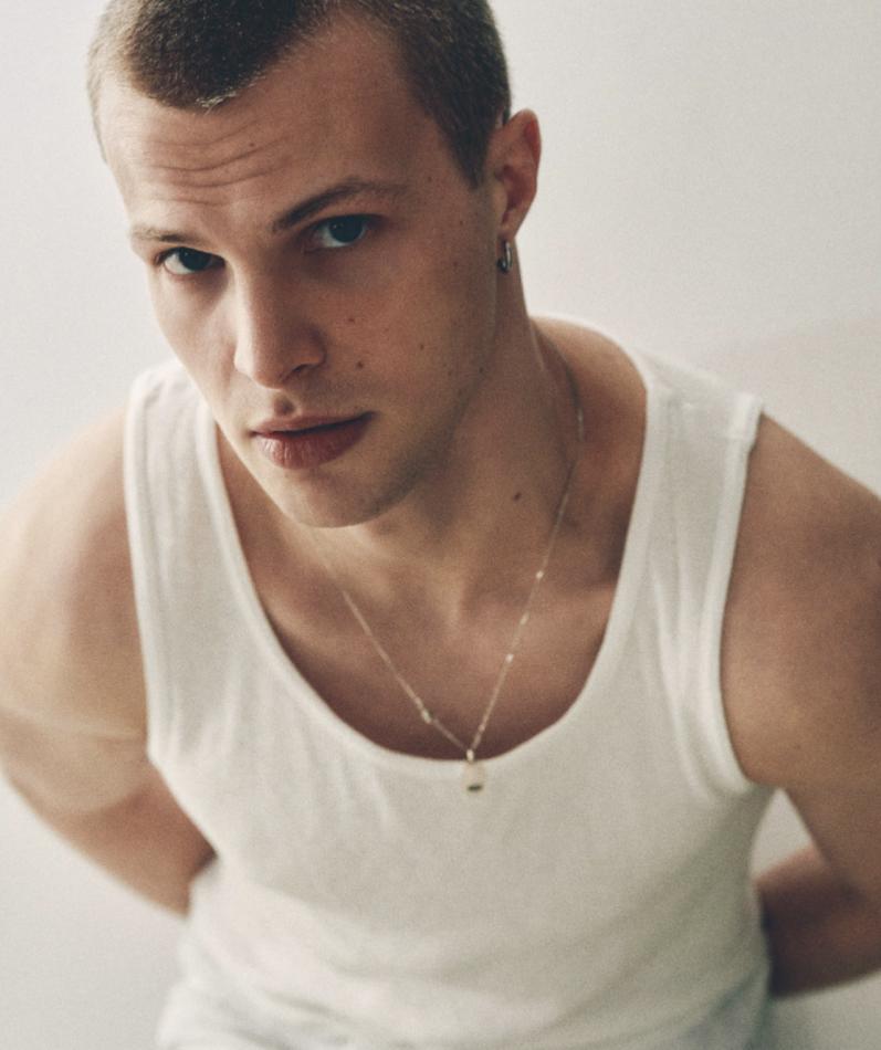 Danny Halushka - fashion model portfolio photo 7