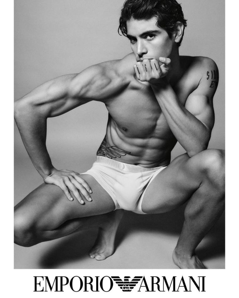 Sergio Perdomo - fashion model portfolio photo 17