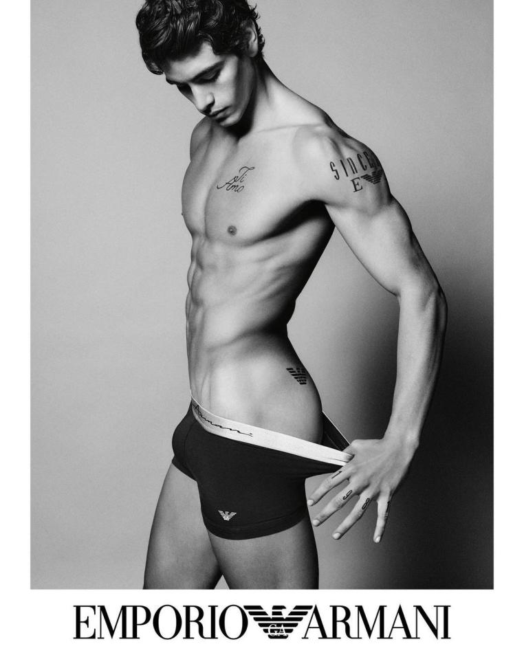 Sergio Perdomo - fashion model portfolio photo 18