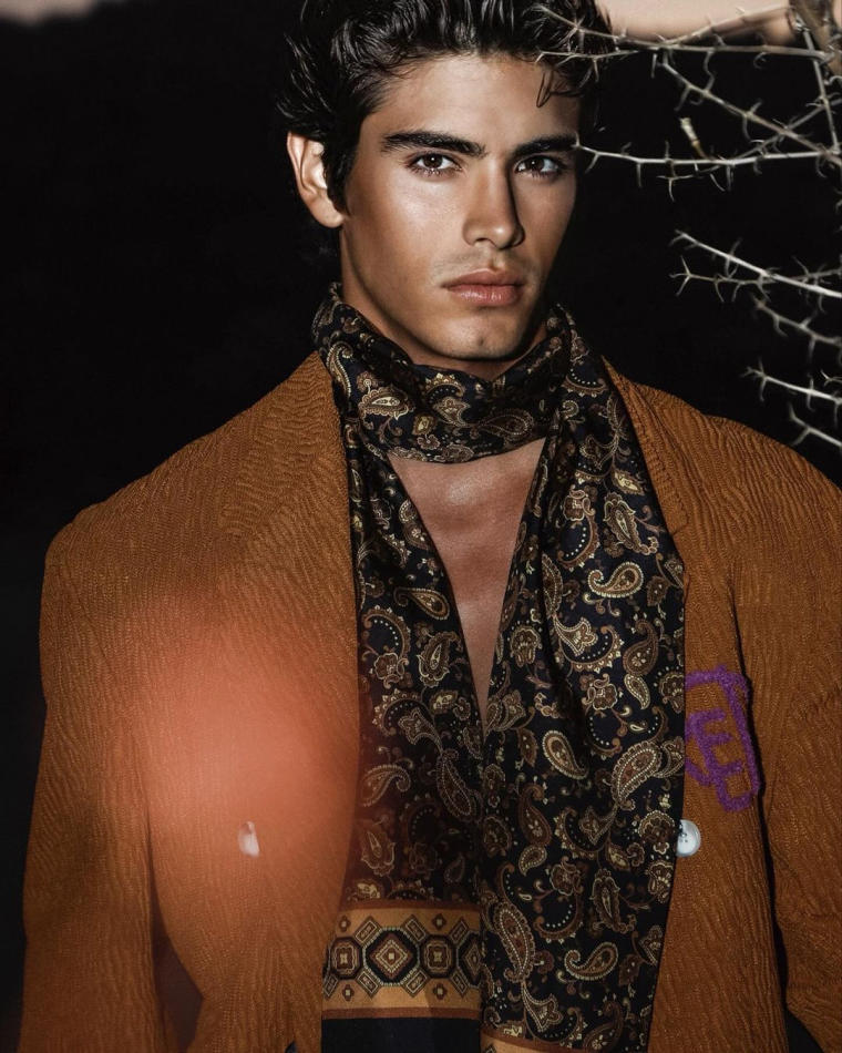 Sergio Perdomo - fashion model portfolio photo 15