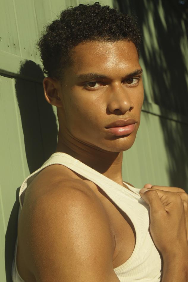 Romeo Ekwunoh - fashion model portfolio photo 14