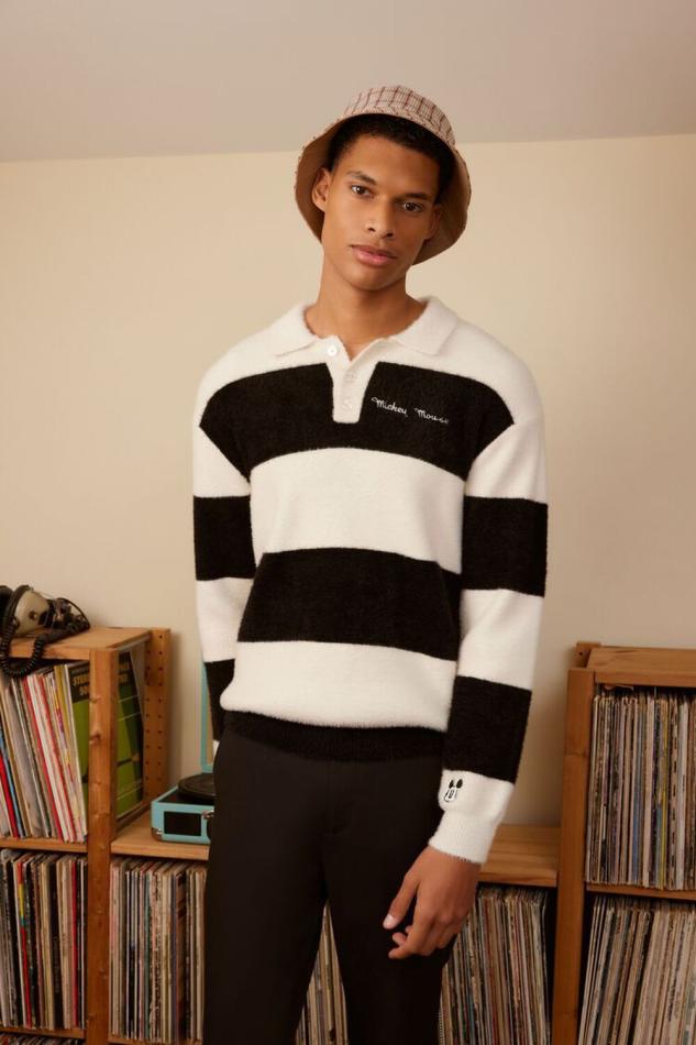 Romeo Ekwunoh - fashion model portfolio photo 12