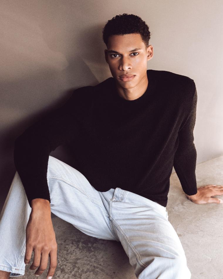 Romeo Ekwunoh - fashion model portfolio photo 3
