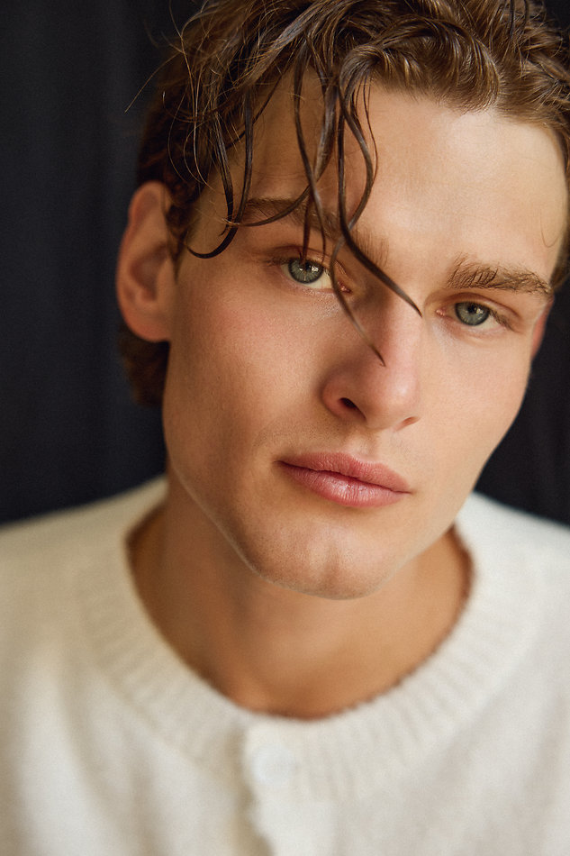 Edwin Kiejs - fashion model portfolio photo 3