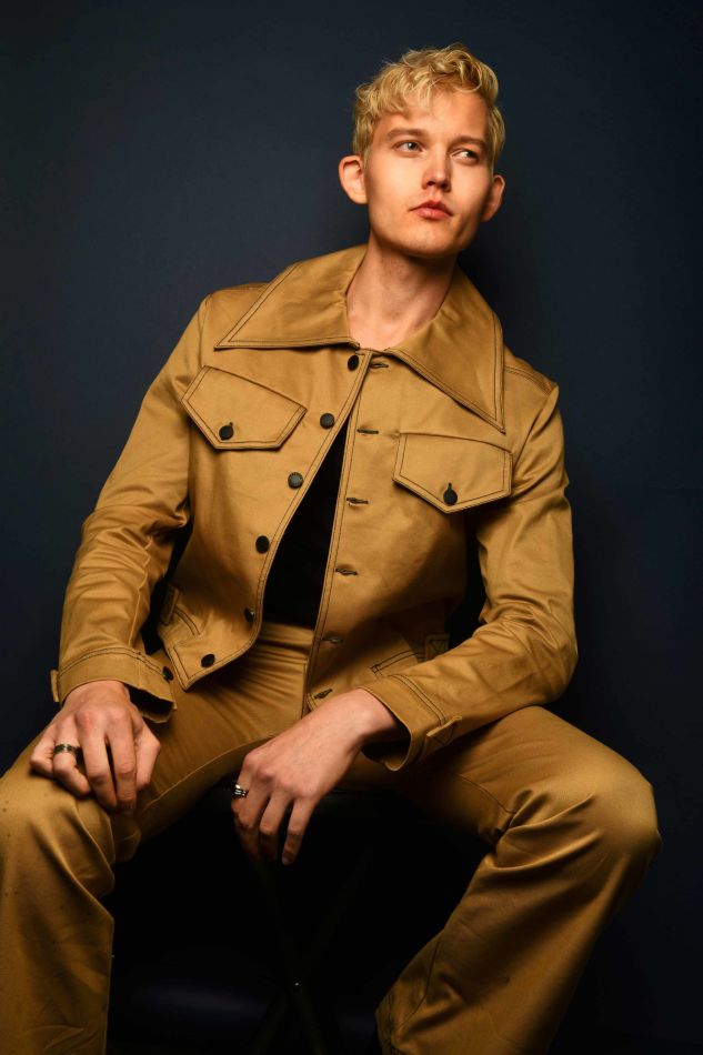 Trevor Mullin - fashion model portfolio photo 6