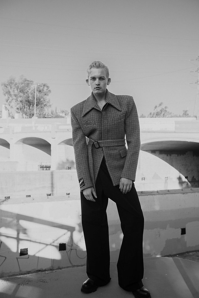 Trevor Mullin - fashion model portfolio photo 4