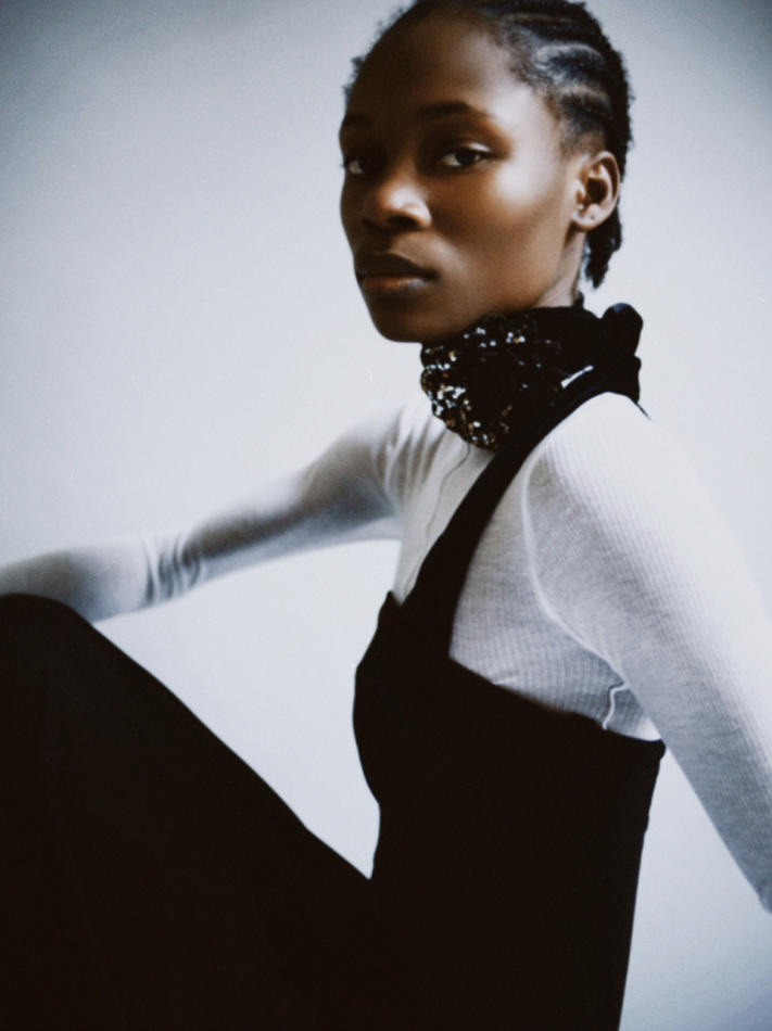 Aitiola Akinola - fashion model portfolio photo 18