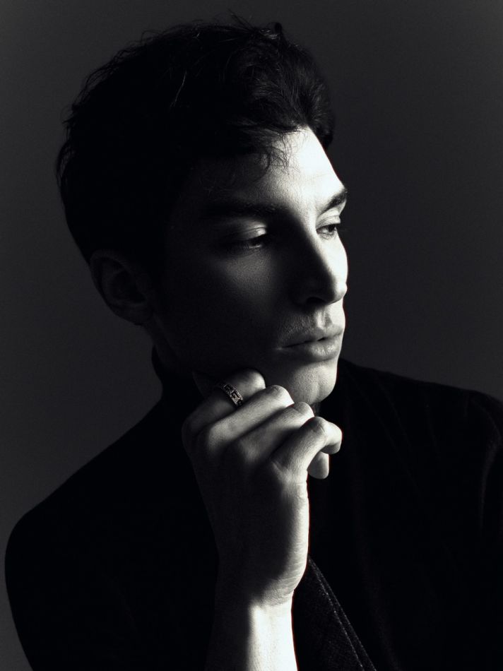 Luigi Crispino - fashion model portfolio photo 18