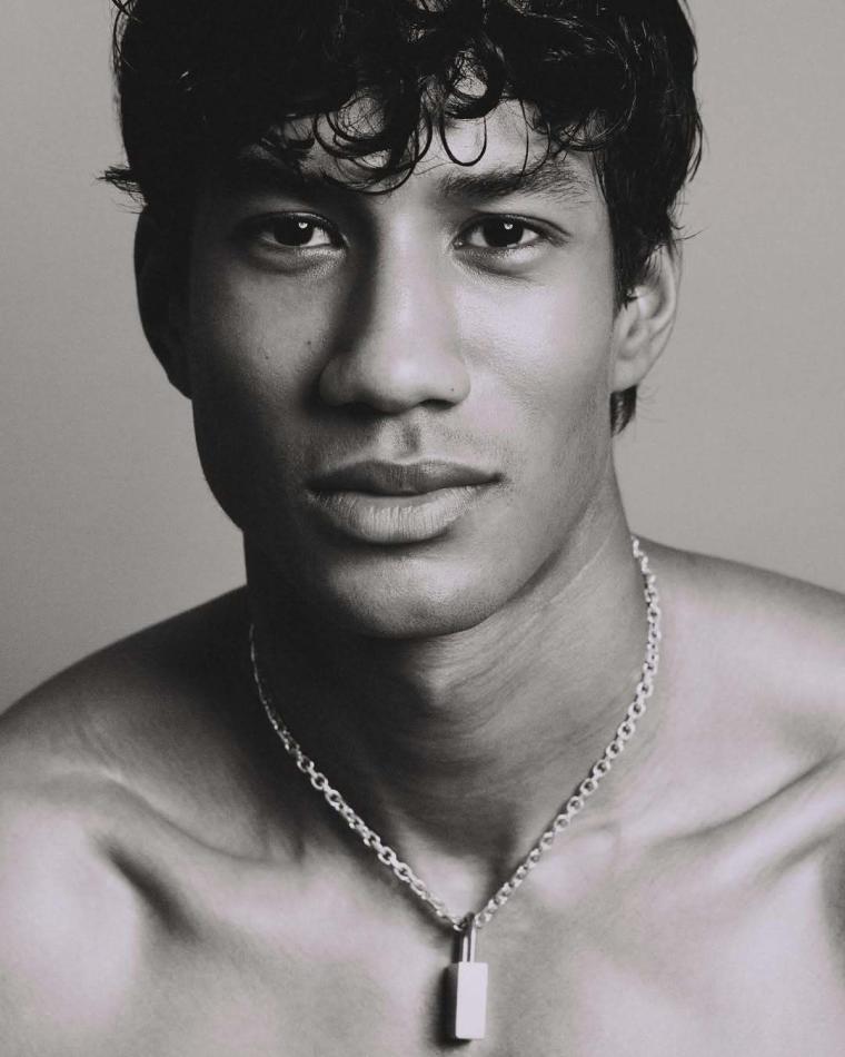 Christian Bordin - fashion model portfolio photo 26