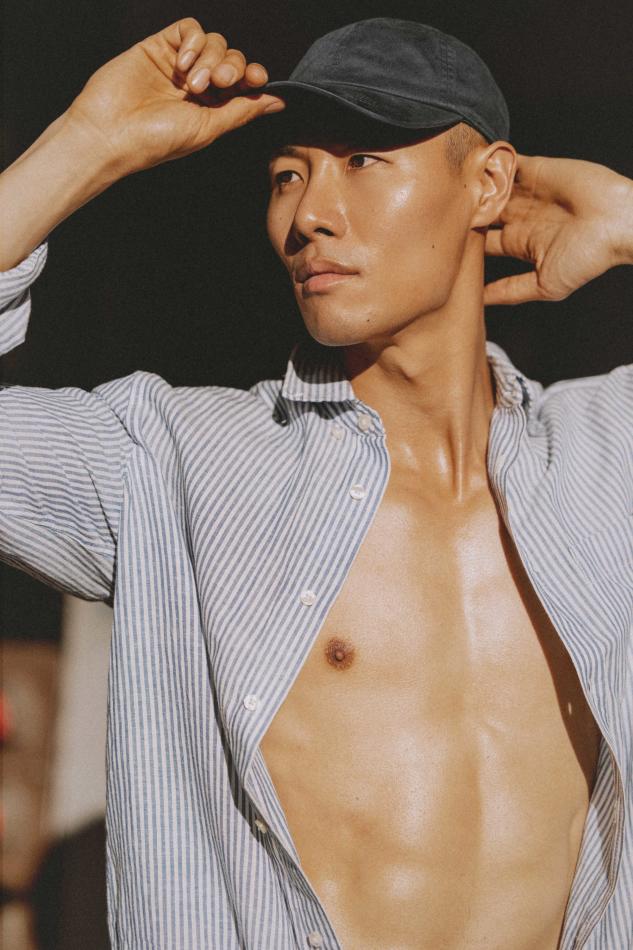 Gun Lee - fashion model portfolio photo 5
