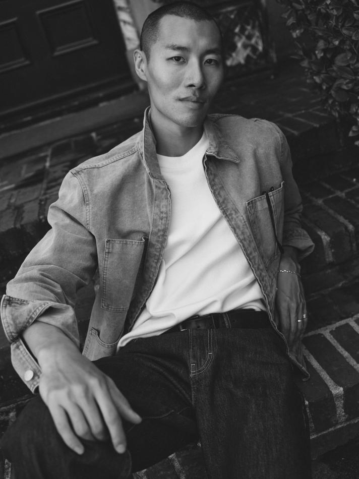 Gun Lee - fashion model portfolio photo 4