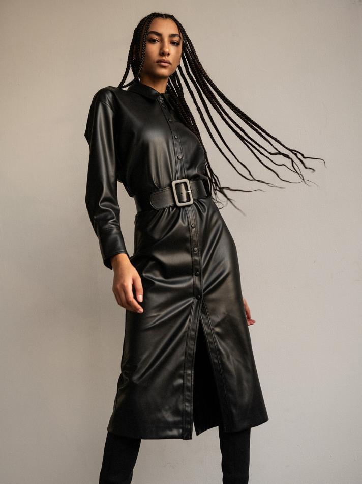 Kaylin Williams - fashion model portfolio photo 15