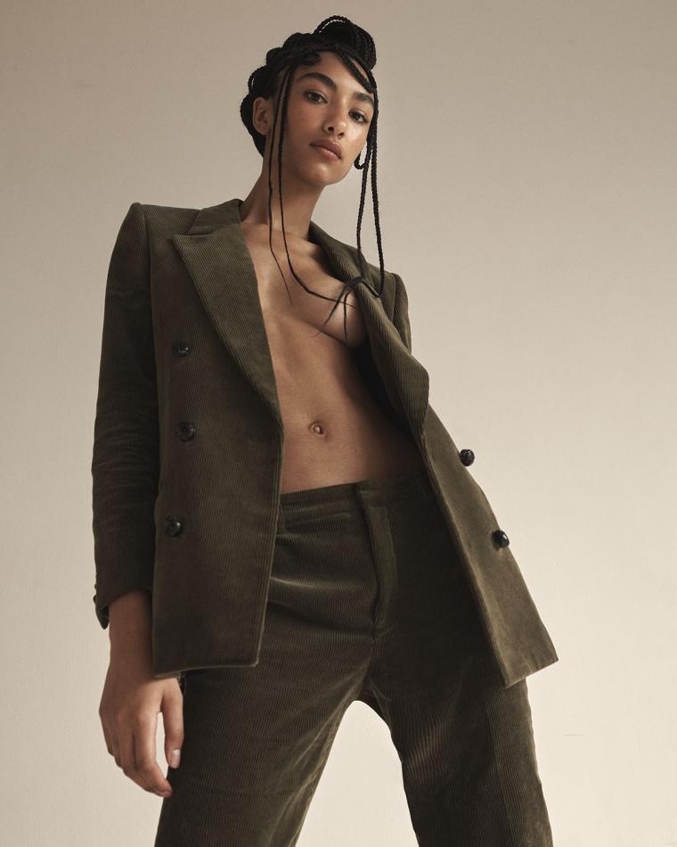 Kaylin Williams - fashion model portfolio photo 13