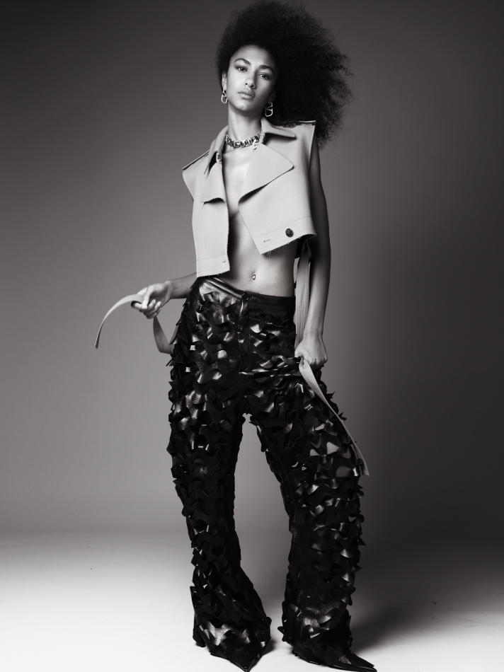 Kaylin Williams - fashion model portfolio photo 21