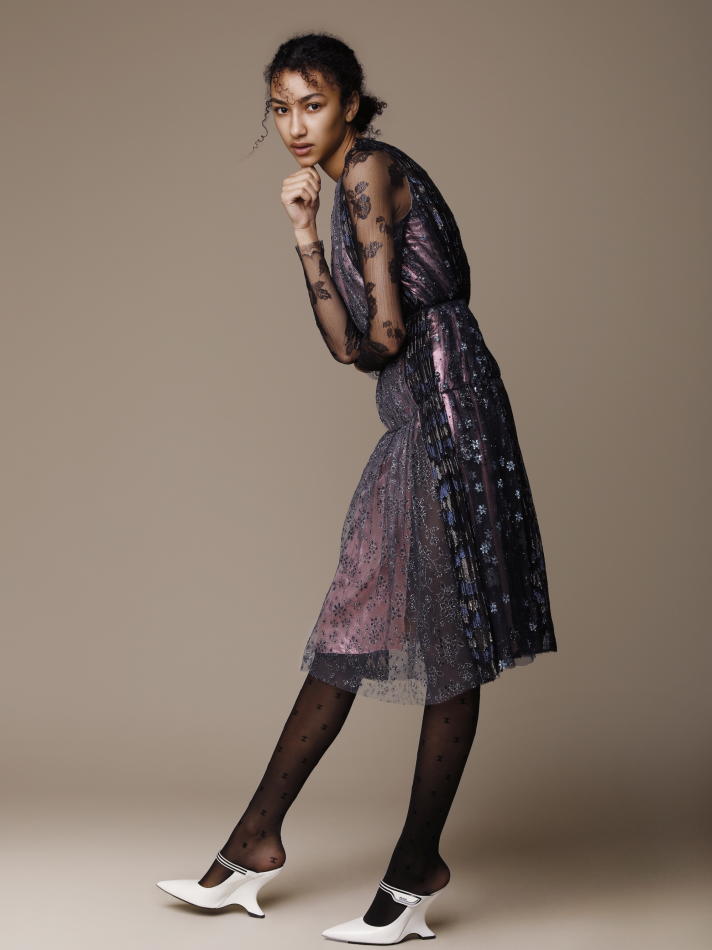 Kaylin Williams - fashion model portfolio photo 17