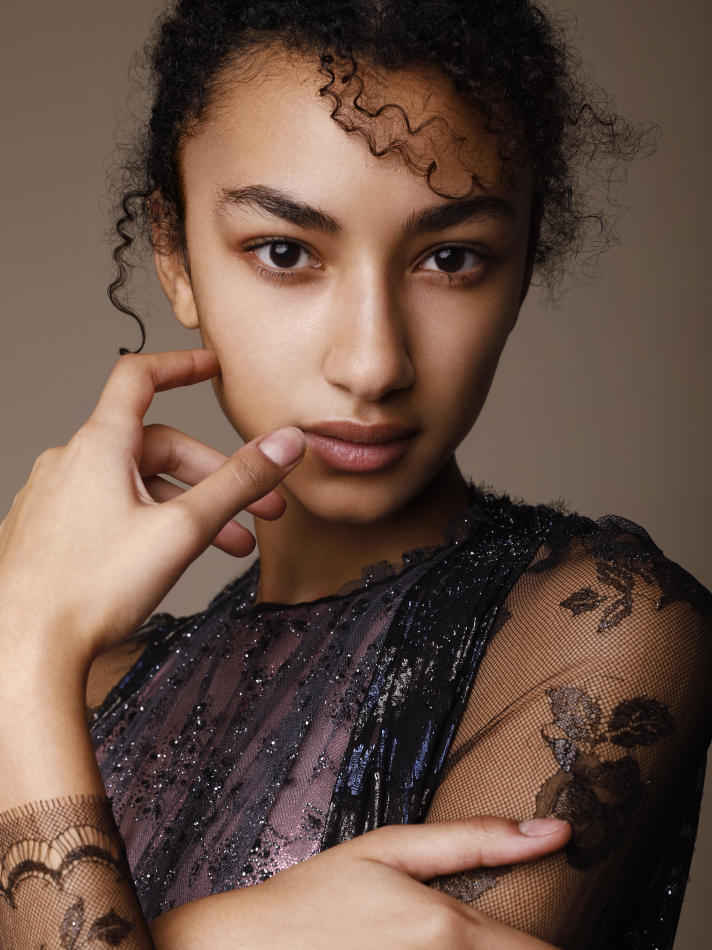 Kaylin Williams - fashion model portfolio photo 16