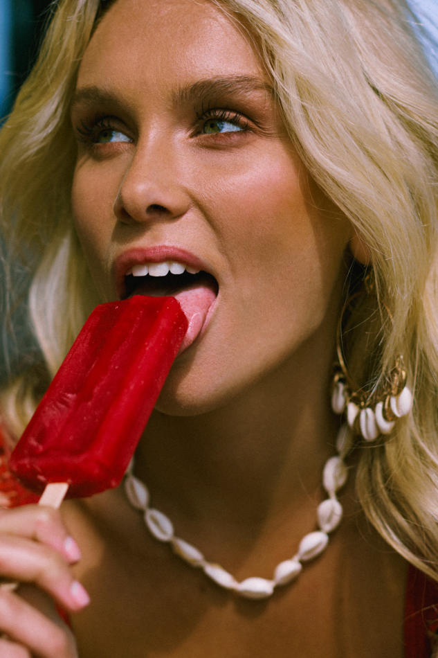 Charli Schoolland - fashion model portfolio photo 5
