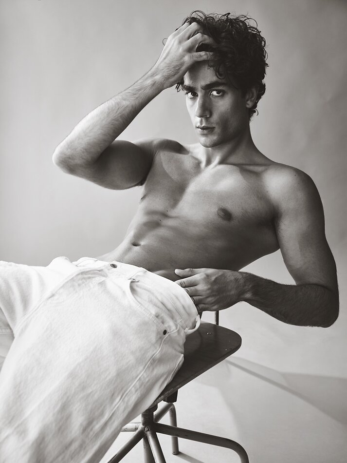 Antonio Cardoso - fashion model portfolio photo 12