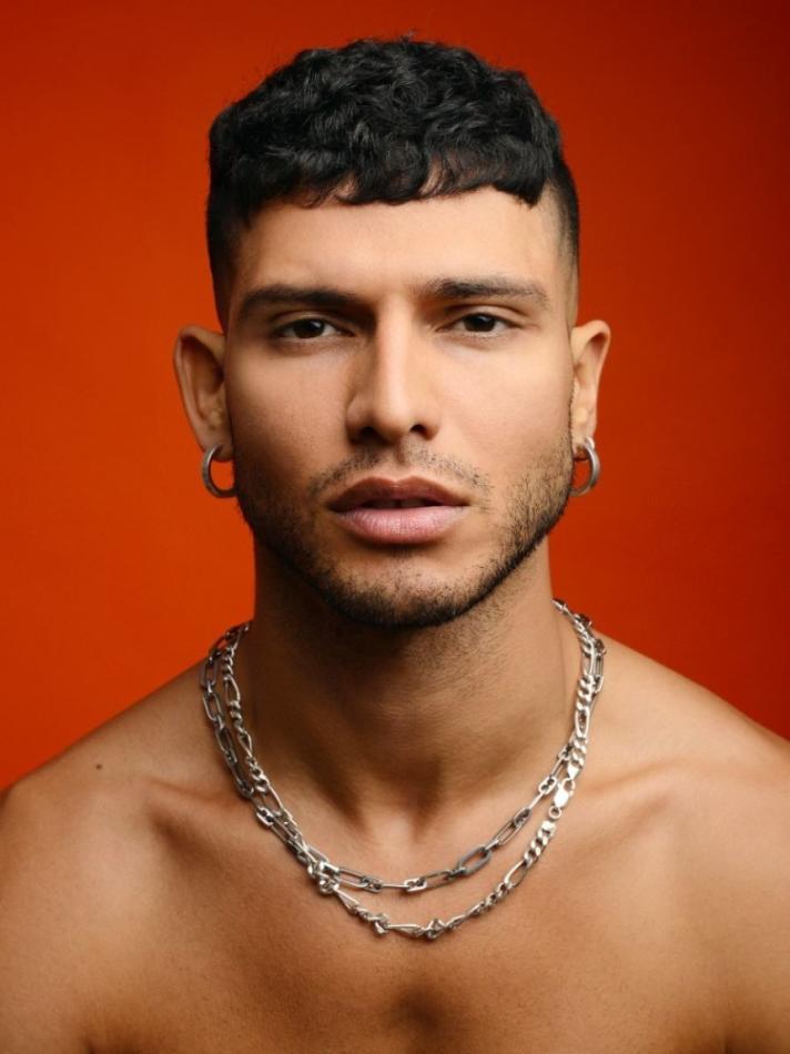 Chams Moussa - fashion model portfolio photo 14