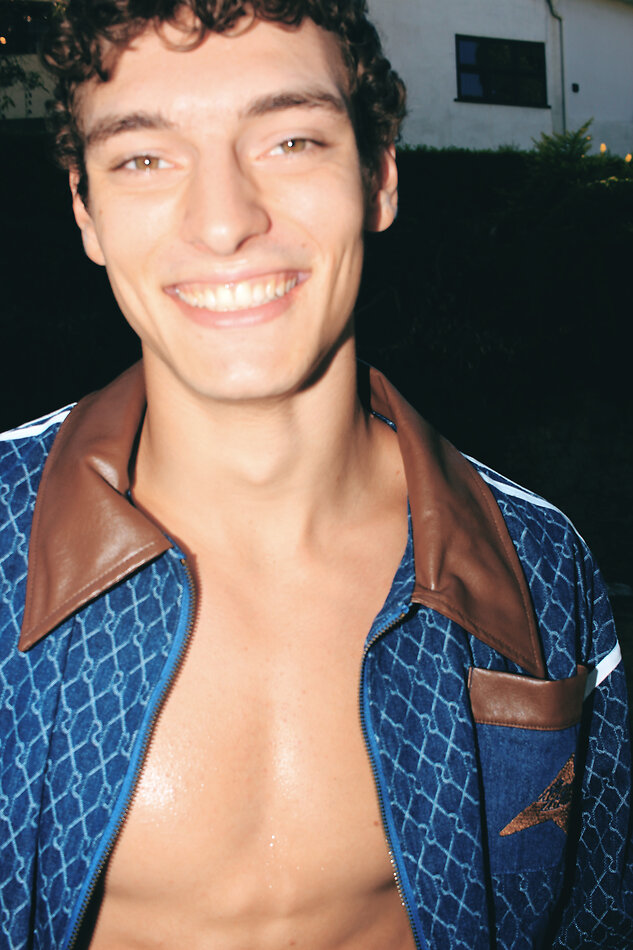Victor Lodi-Fe - fashion model portfolio photo 6