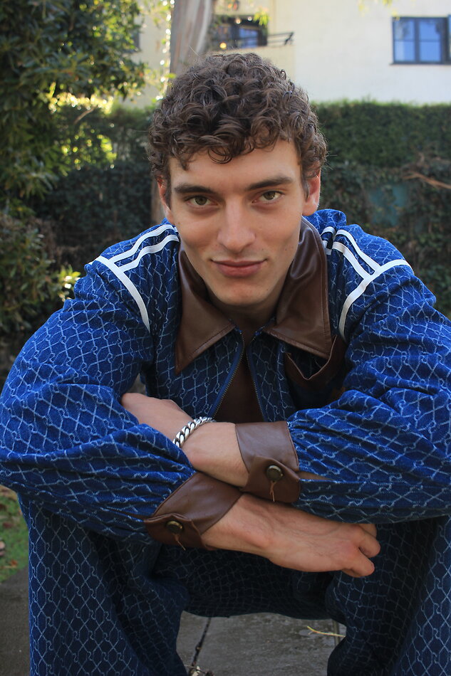 Victor Lodi-Fe - fashion model portfolio photo 5