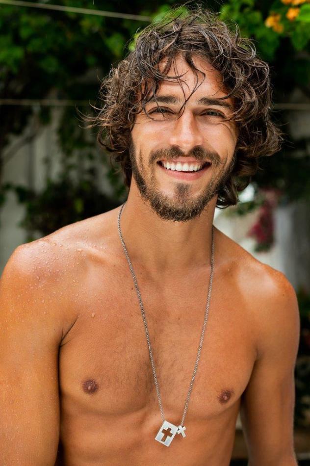 Lucas Medeiros - fashion model portfolio photo 17