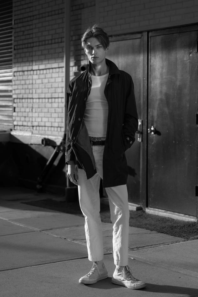 Oliver Kolarik - fashion model portfolio photo 4