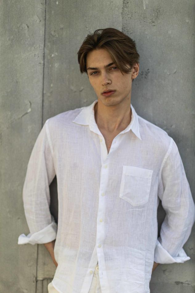 Oliver Kolarik - fashion model portfolio photo 3