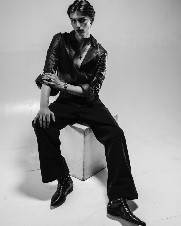 Oliver Kolarik - fashion model portfolio photo 12