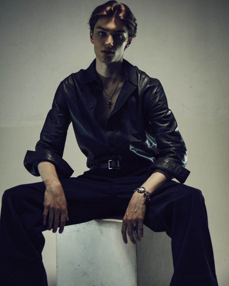 Oliver Kolarik - fashion model portfolio photo 3