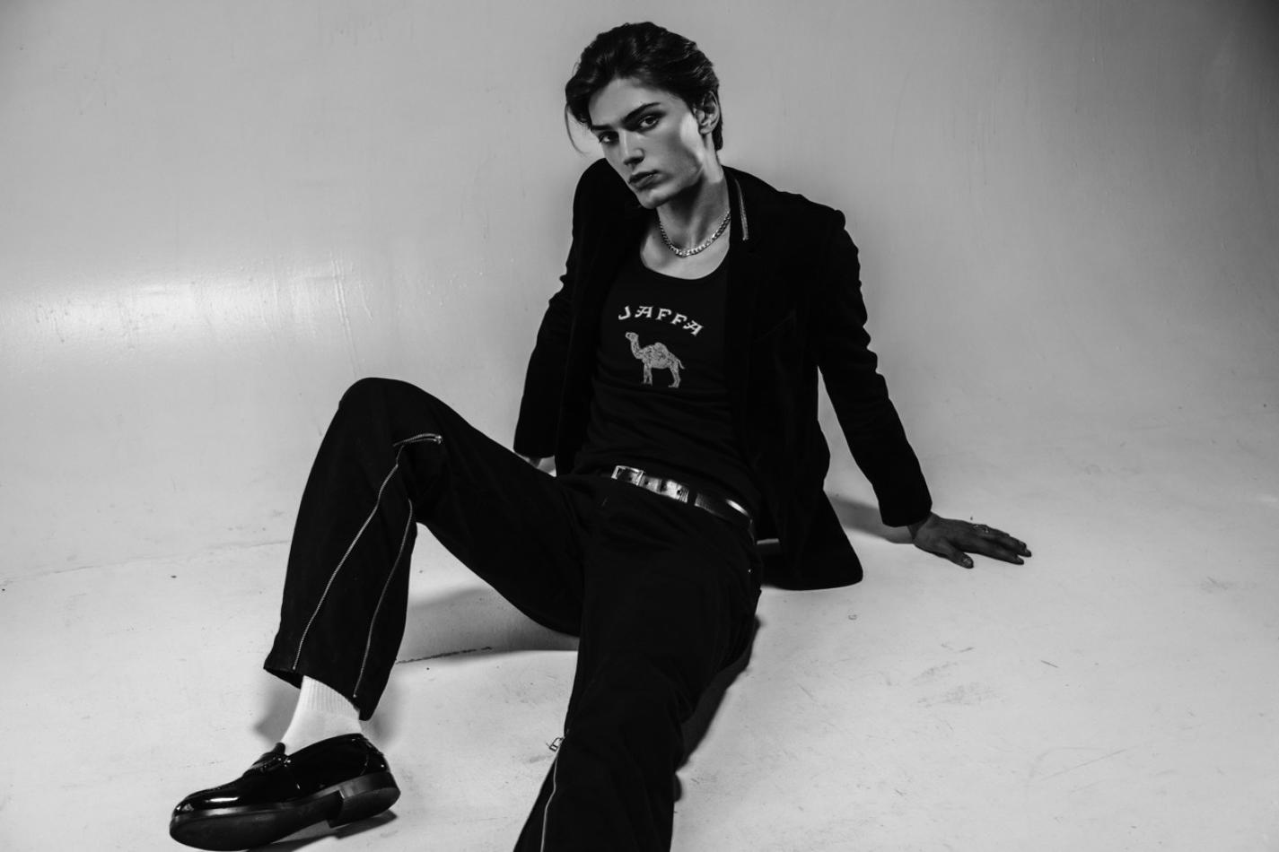Oliver Kolarik - fashion model portfolio photo 5