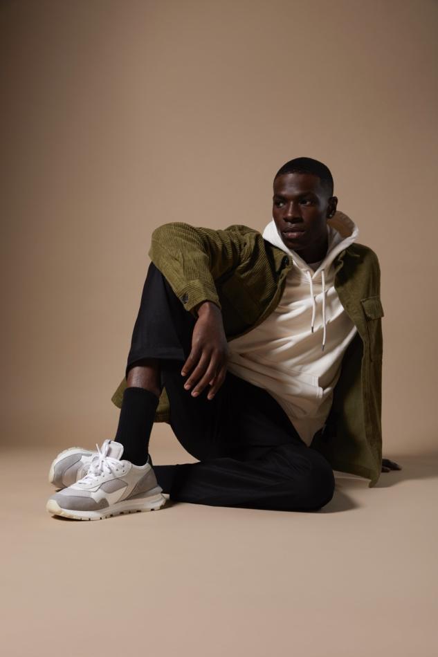 Ahmad Mendez - fashion model portfolio photo 9