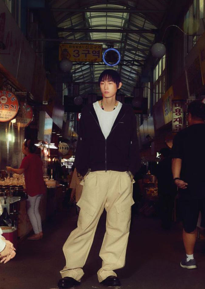 Han Ji - fashion model portfolio photo 18
