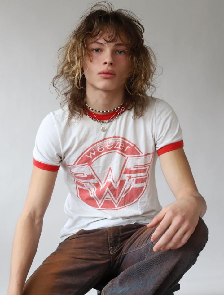 Grayson Harivel - fashion model portfolio photo 12