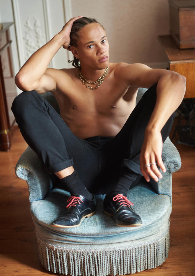 Victor Musungayi - fashion model portfolio photo 12