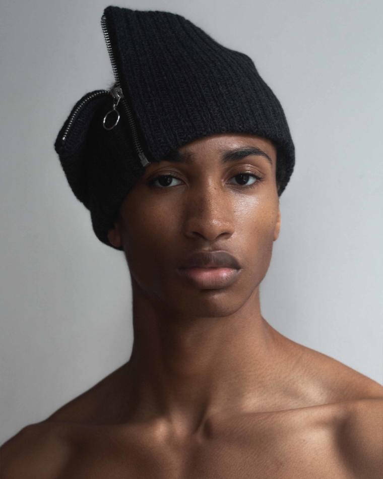 Toyce Allan - fashion model portfolio photo 1