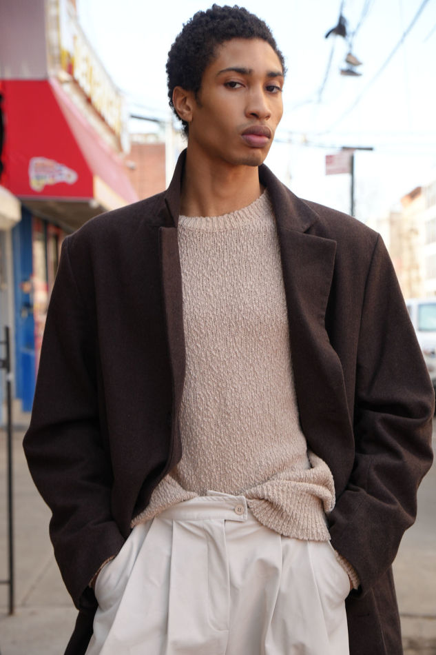 Toyce Allan - fashion model portfolio photo 4