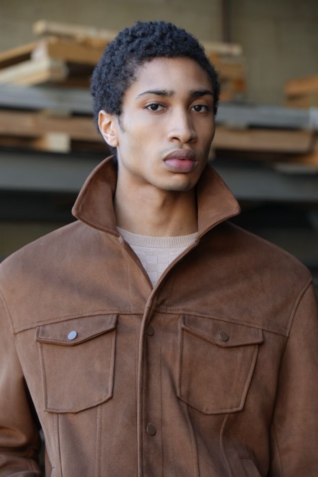 Toyce Allan - fashion model portfolio photo 1